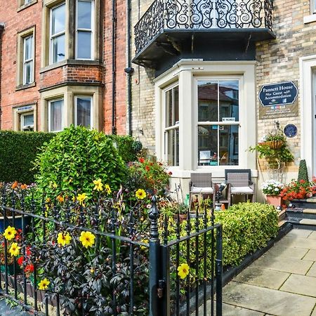 Pannett House Bed & Breakfast, Beautiful Victorian Residence 惠特比 外观 照片